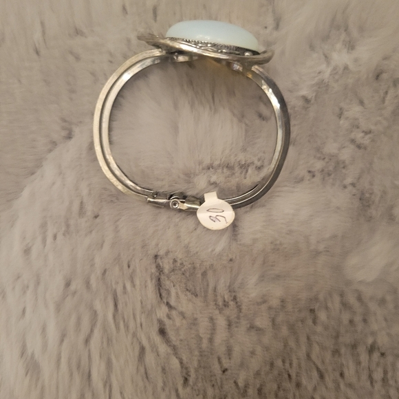 MOONSTONE STATEMENT BRACELET - Picture 3 of 9